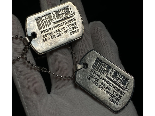Cyberpunk 2077 Johnny Silverhand nameplate pendant necklace, 1:1 reduction Johnny Silverhand Cosplay Jewelry, Anime Jewelry